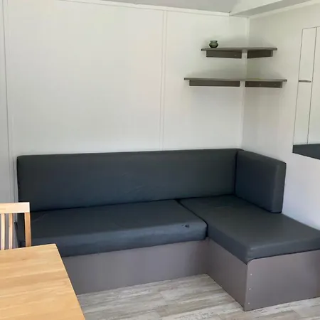 Mobil Avec Terrasse - 4 Pers. - Api-1-52-2689 * Fontenoy-le-Château