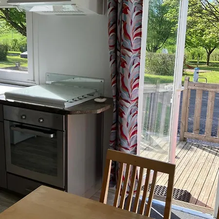 Mobil Avec Terrasse - 4 Pers. - Api-1-52-2689 *